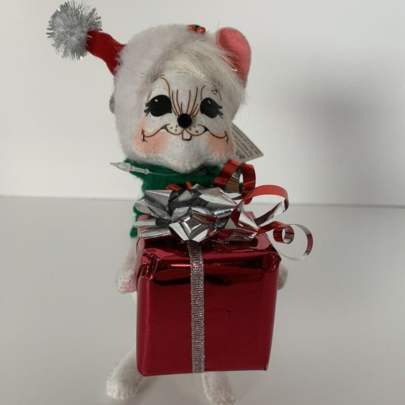 NWT Silver Sparkle Gift Mouse 2013 Annalee Mobilitee 6" Figure Christmas - Picture 1 of 9